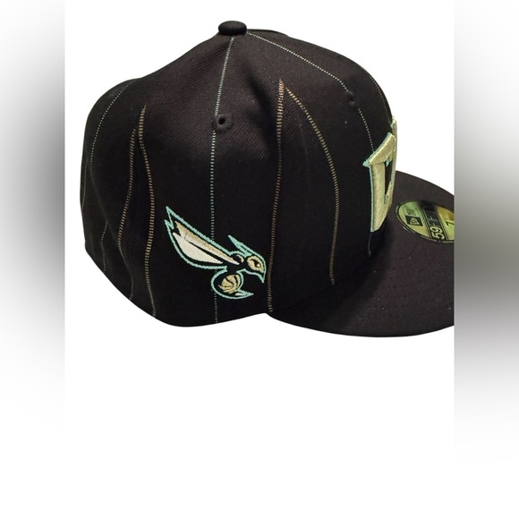 Charlotte Hornets New Era 59FIFTY Hat 2022 City Edition Fitted Size 7 1/8 - Picture 2 of 8